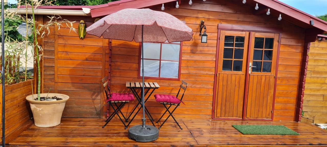 Le Chalet Des Dany Saint-Mamert-du-Gard Buitenkant foto